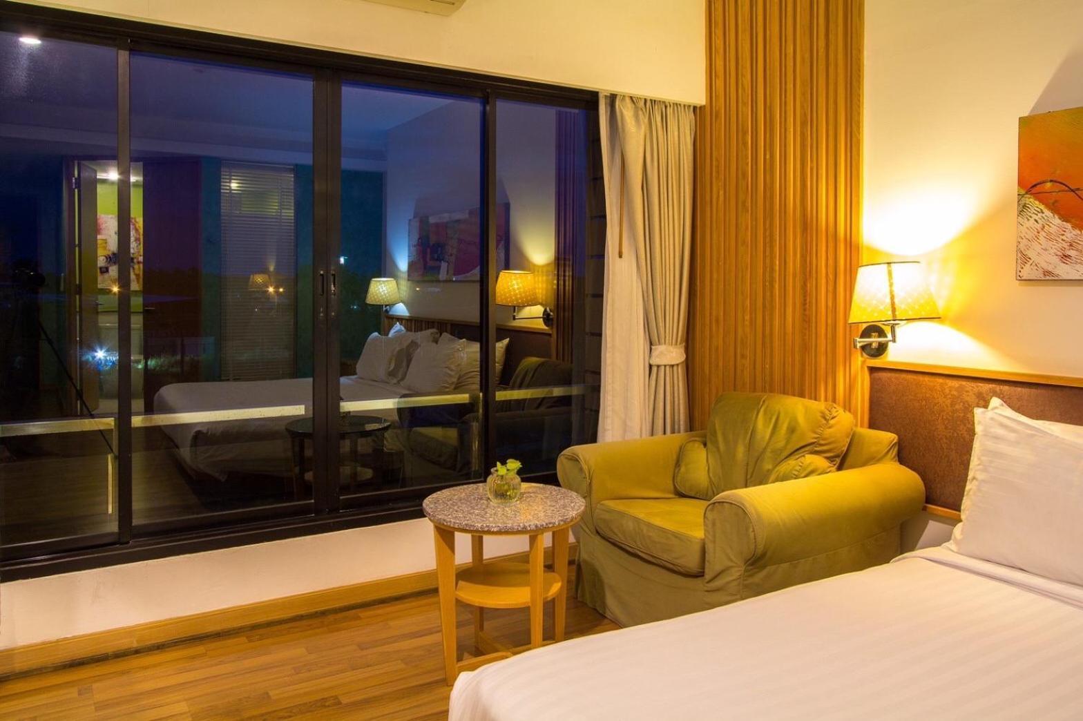 Mamaison Hotel Buriram Ngoại thất bức ảnh