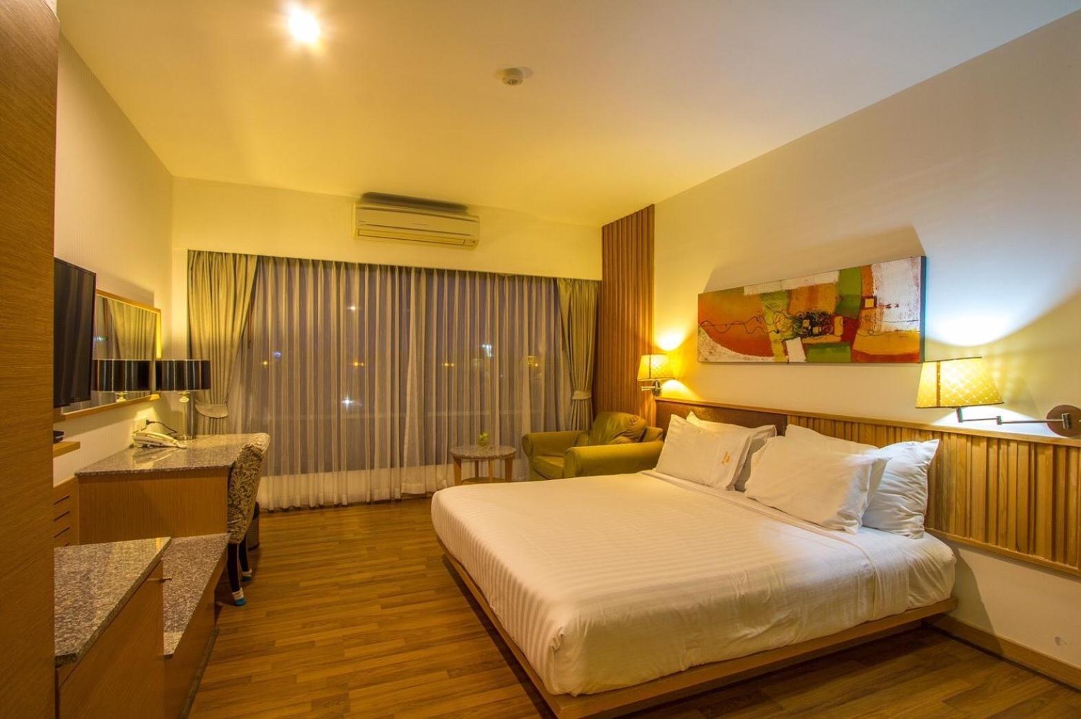 Mamaison Hotel Buriram Ngoại thất bức ảnh
