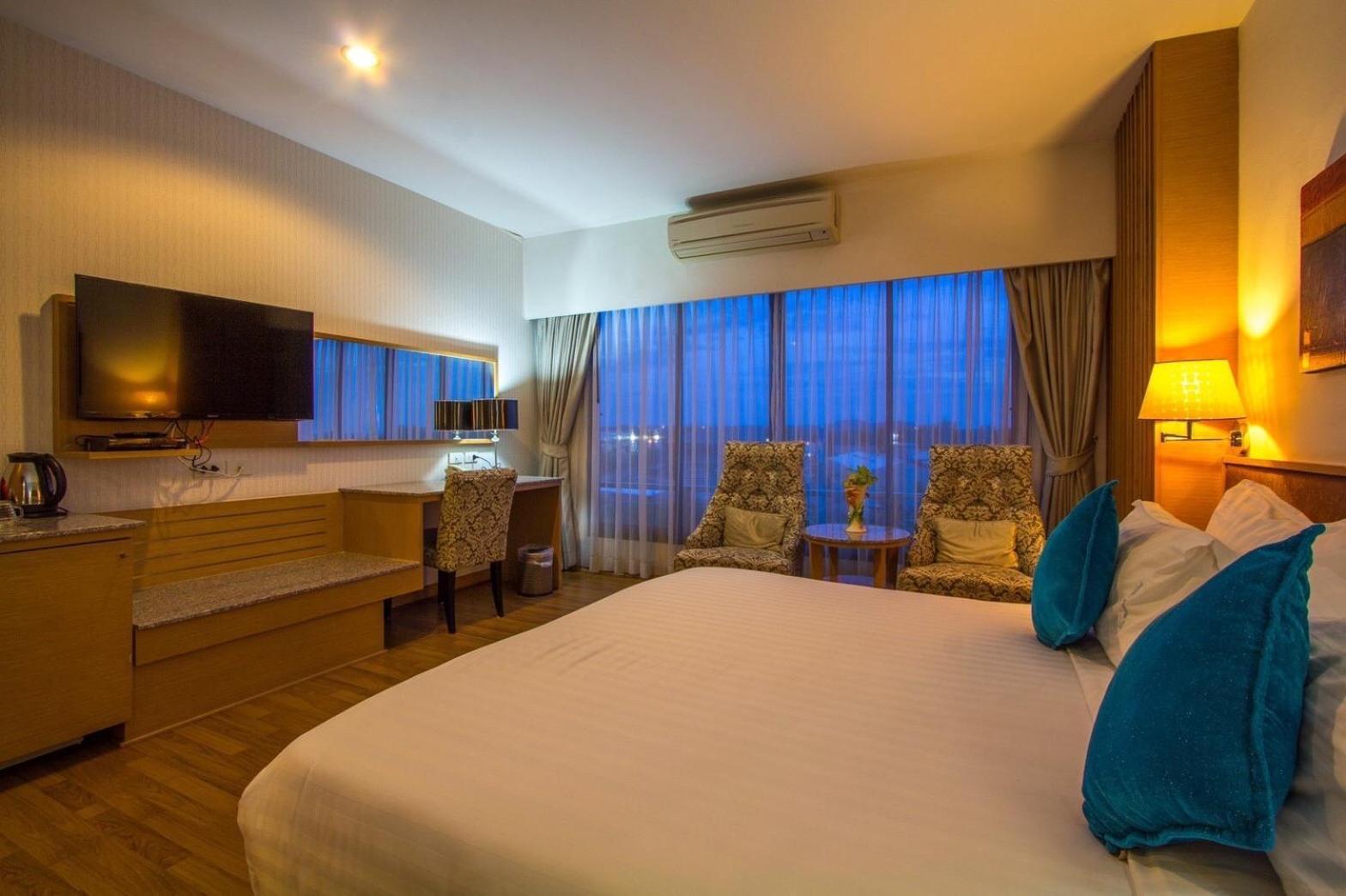 Mamaison Hotel Buriram Ngoại thất bức ảnh