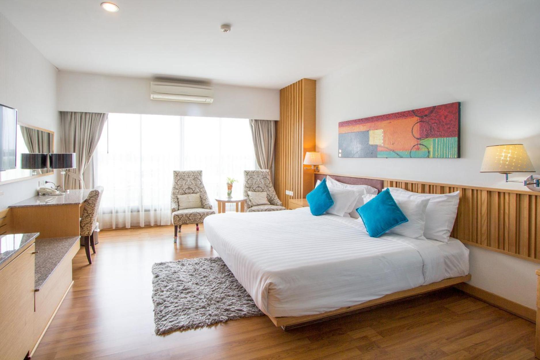 Mamaison Hotel Buriram Ngoại thất bức ảnh