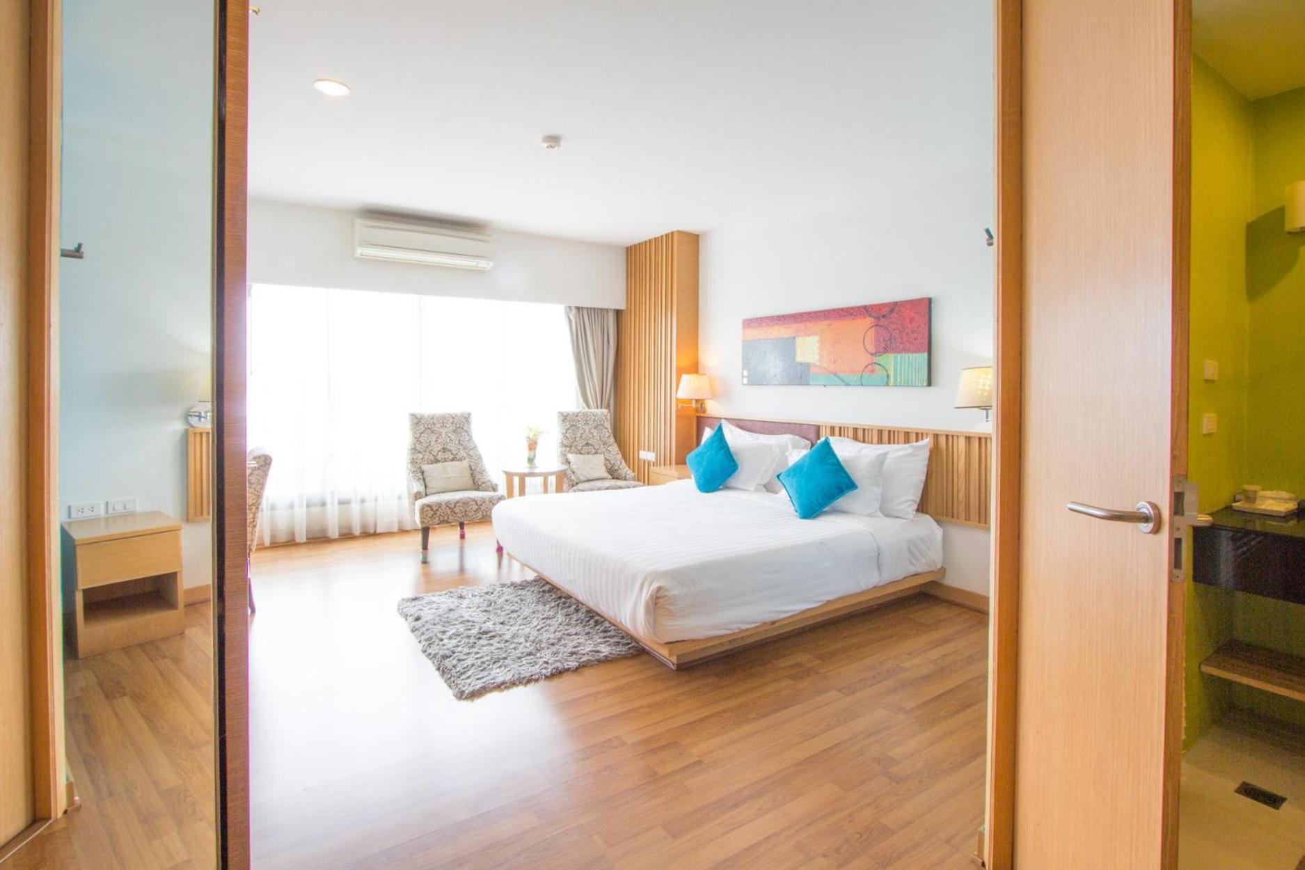 Mamaison Hotel Buriram Ngoại thất bức ảnh