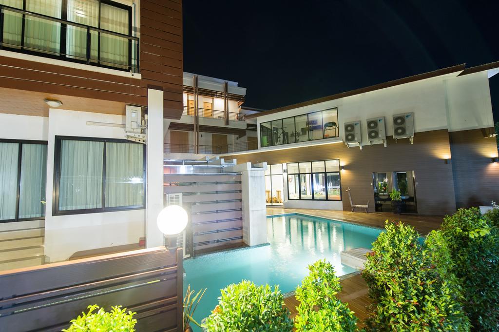 Mamaison Hotel Buriram Ngoại thất bức ảnh