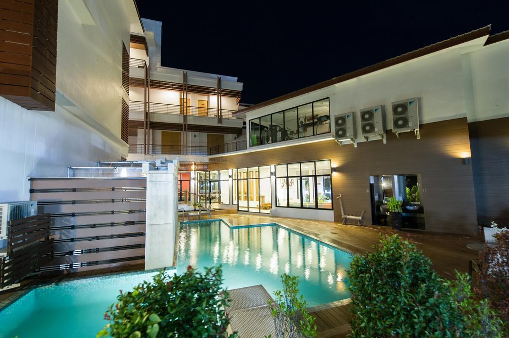 Mamaison Hotel Buriram Ngoại thất bức ảnh