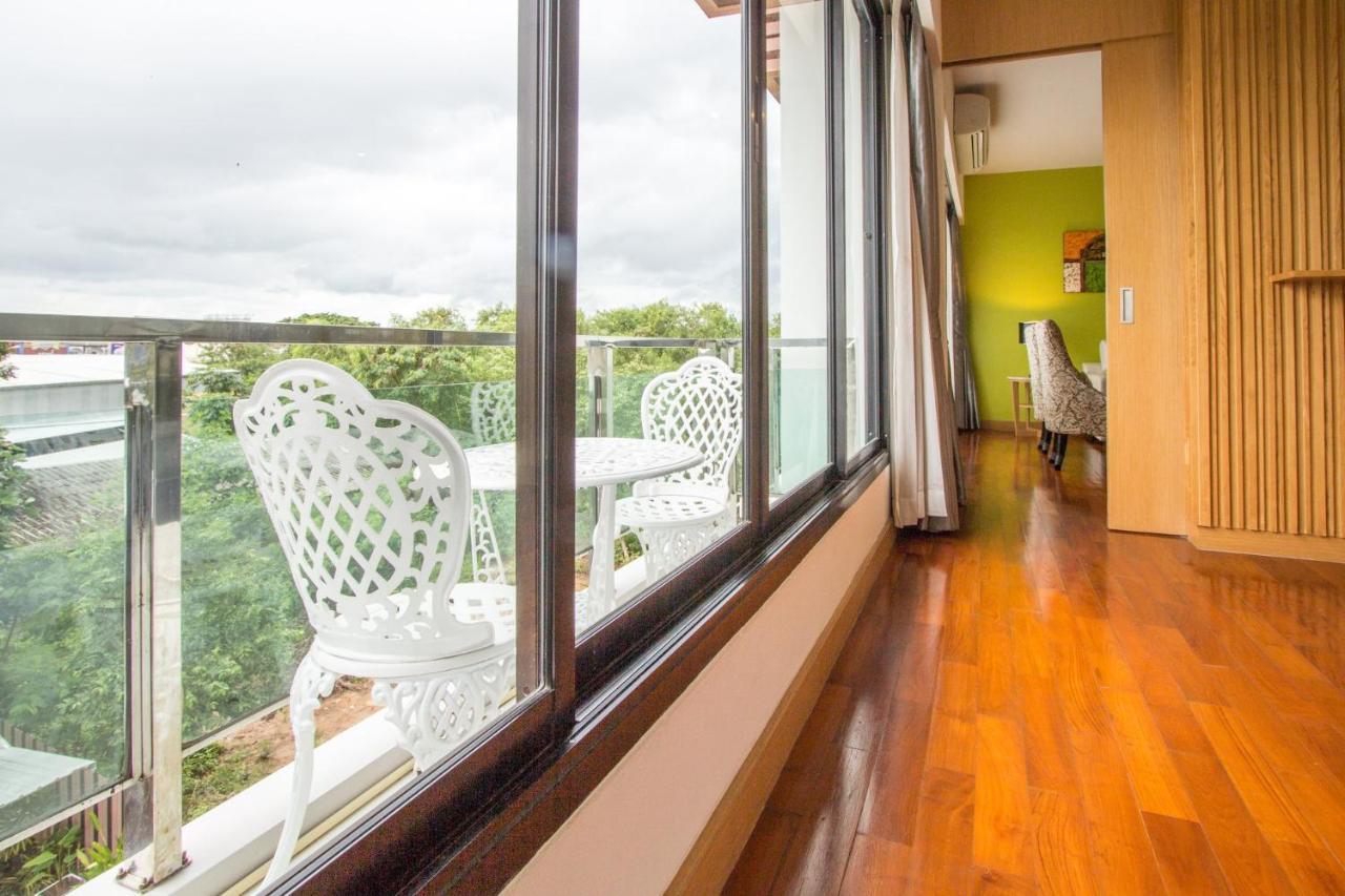 Mamaison Hotel Buriram Ngoại thất bức ảnh